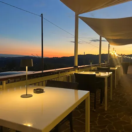 El Cielo - With Panoramic View & El Carnicero Restaurant Cornedo Vicentino