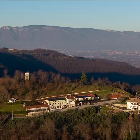 El Cielo - With Panoramic View & El Carnicero Restaurant Hotell